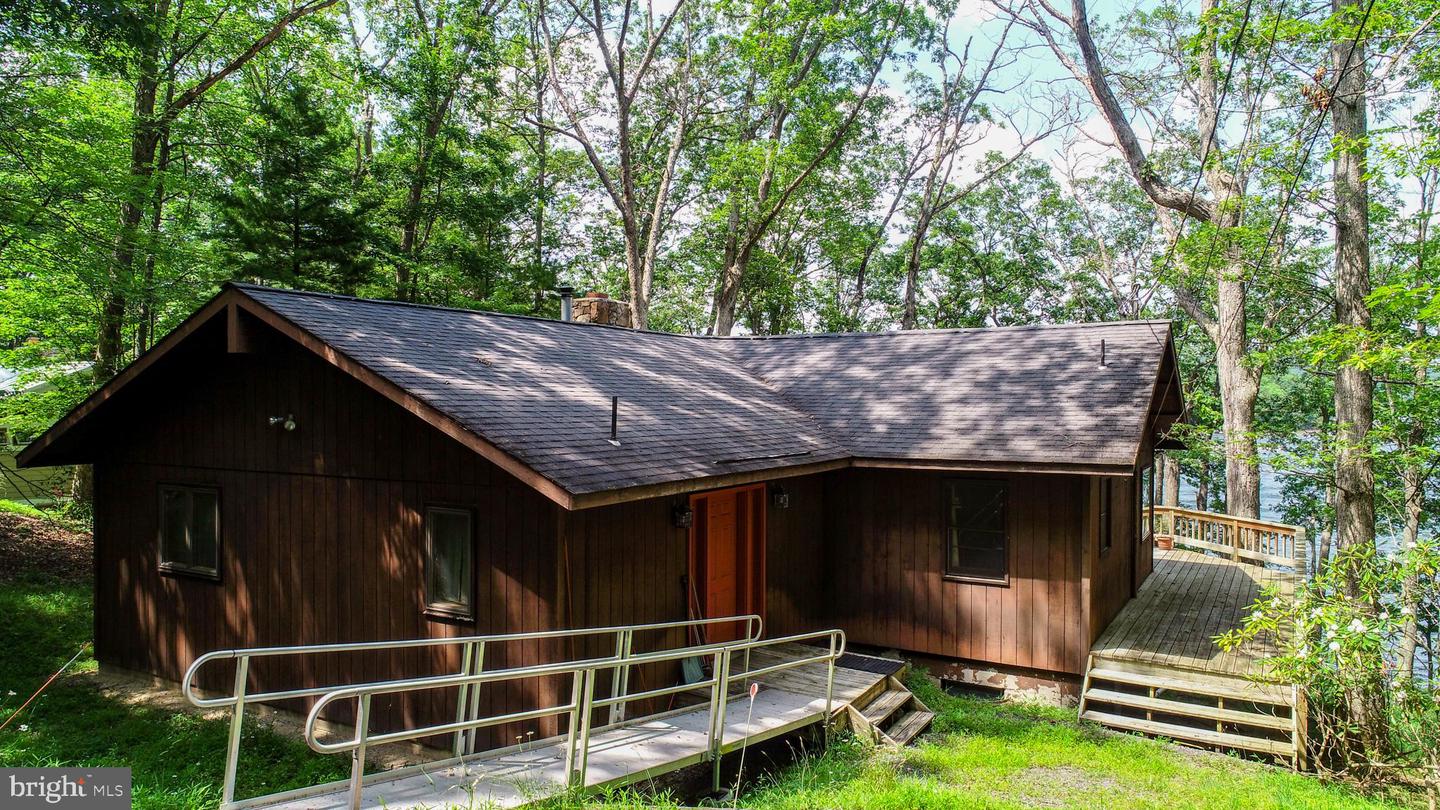 3297 Turkey Neck Rd