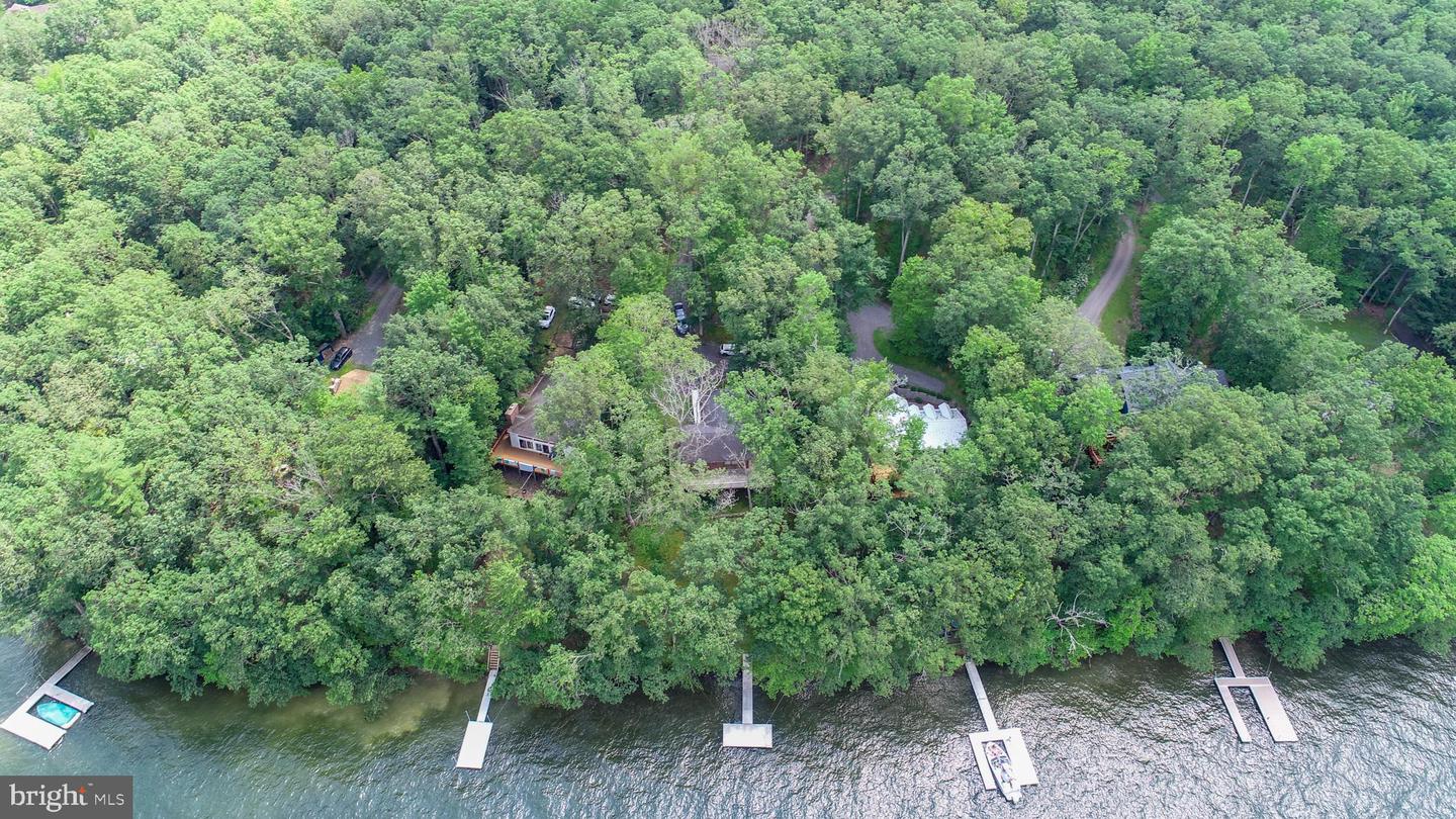 3297 Turkey Neck Rd