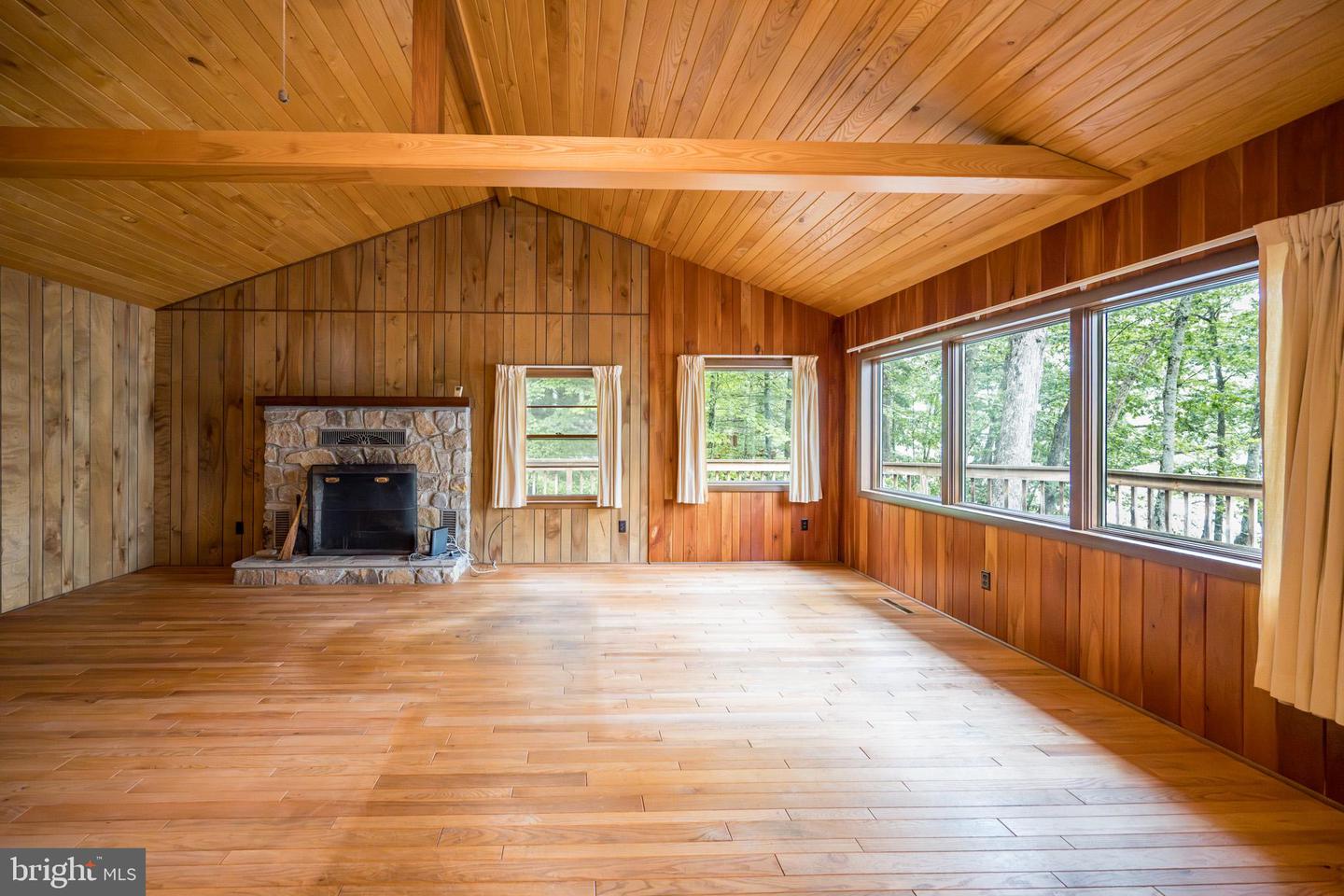 3297 Turkey Neck Rd