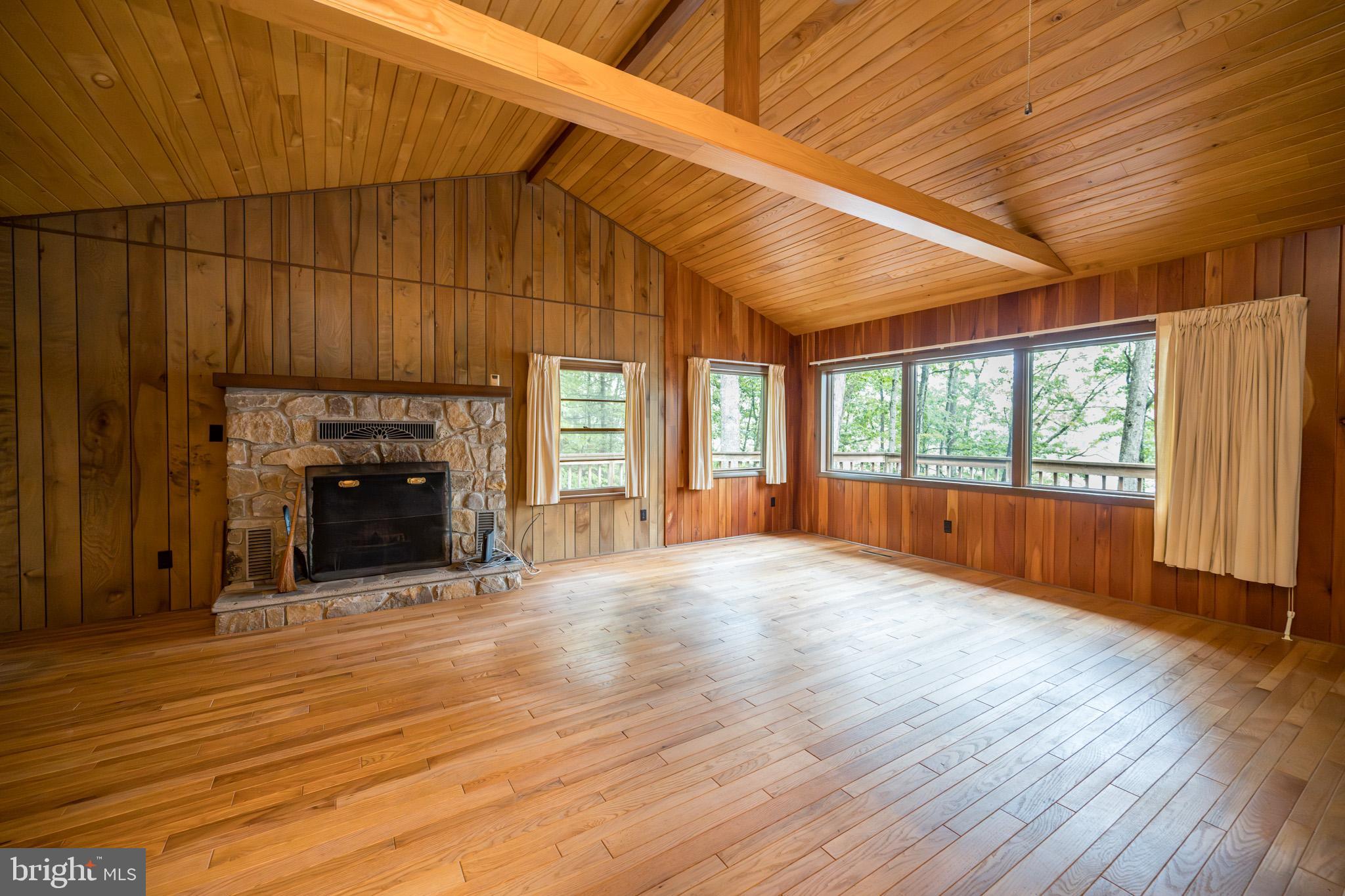 3297 Turkey Neck Rd