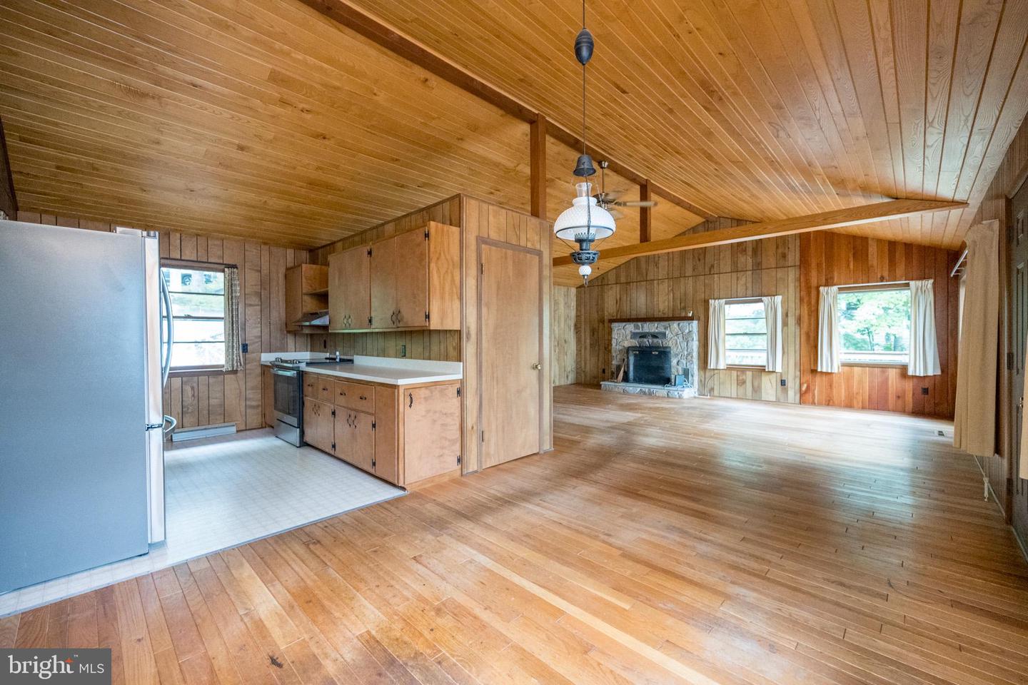 3297 Turkey Neck Rd