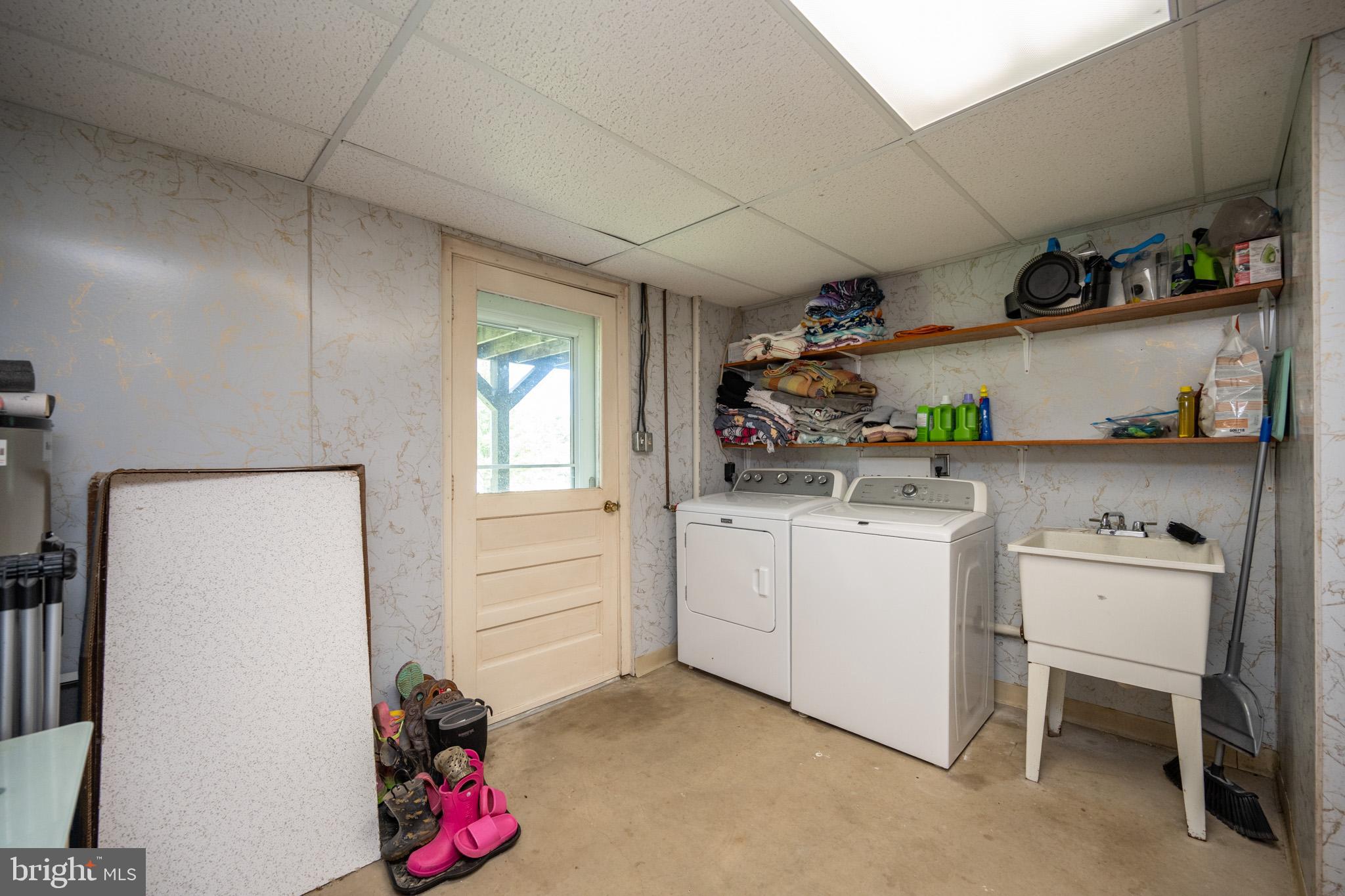 1056 Sunrise Dr