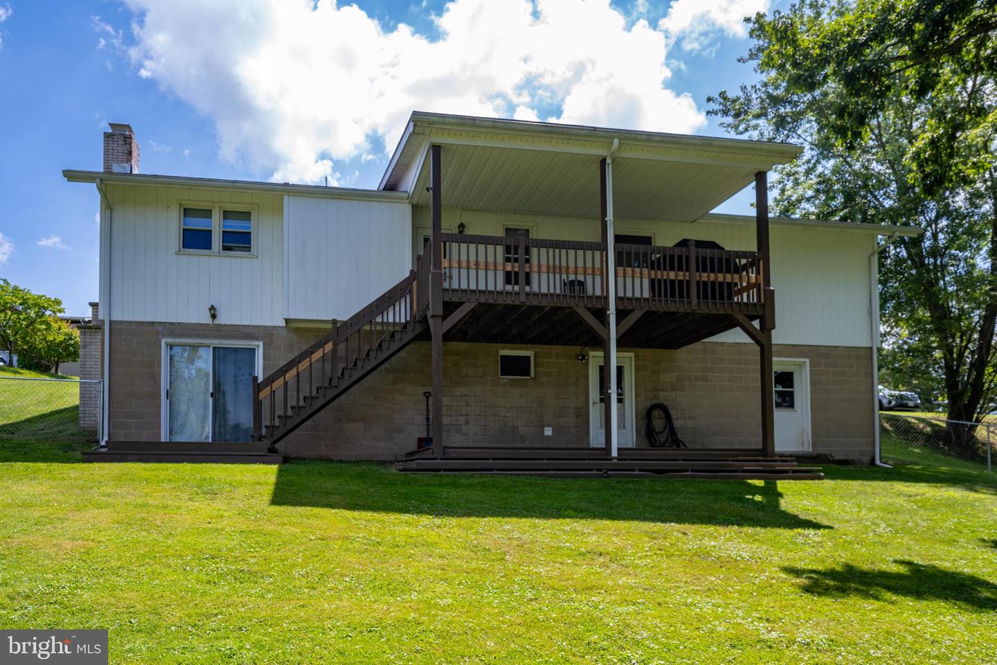 1056 Sunrise Dr