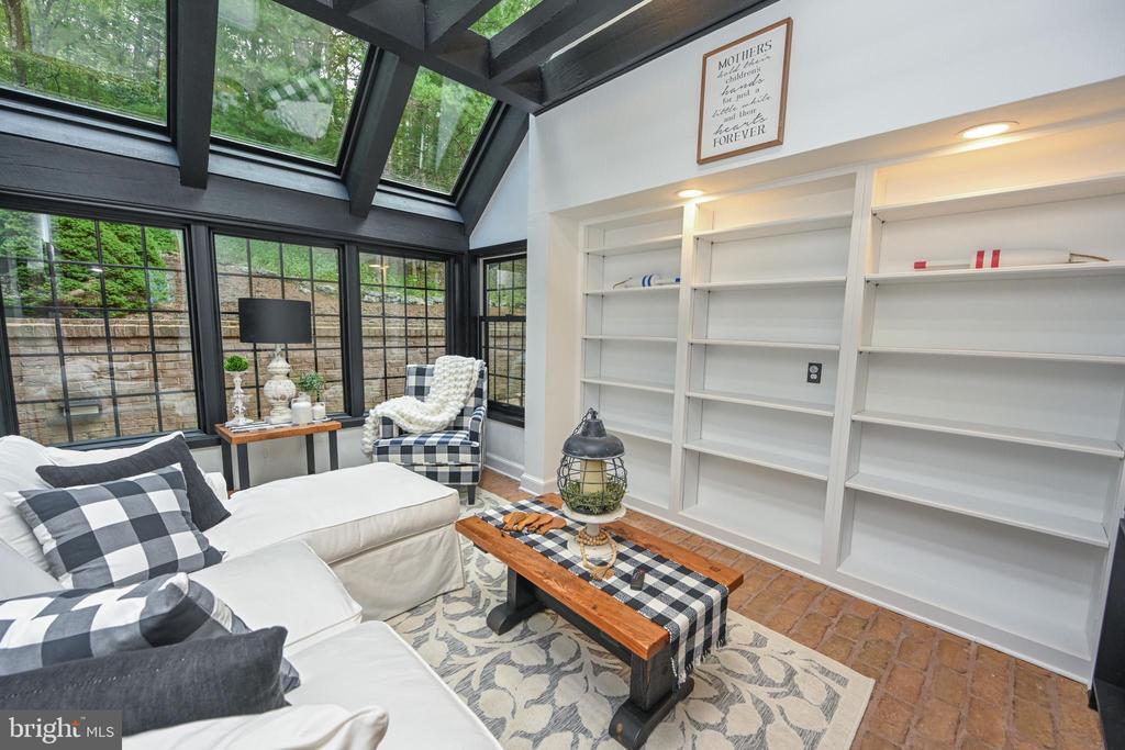 1087 PERGIN FARM ROAD