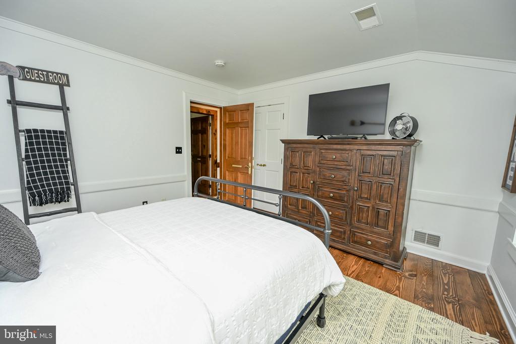 1087 PERGIN FARM ROAD