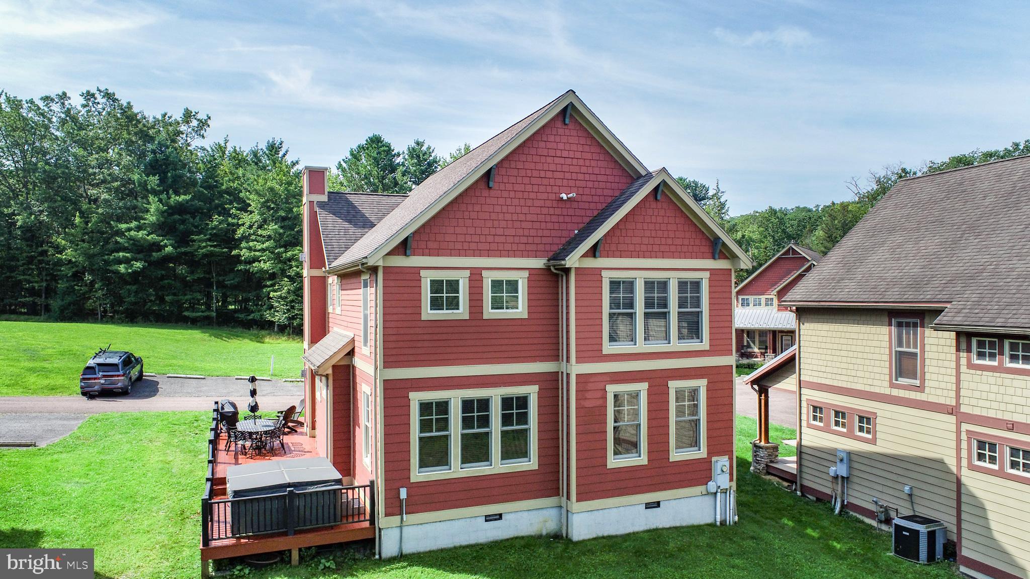 16 SILVER RIDGE COURT 41/2