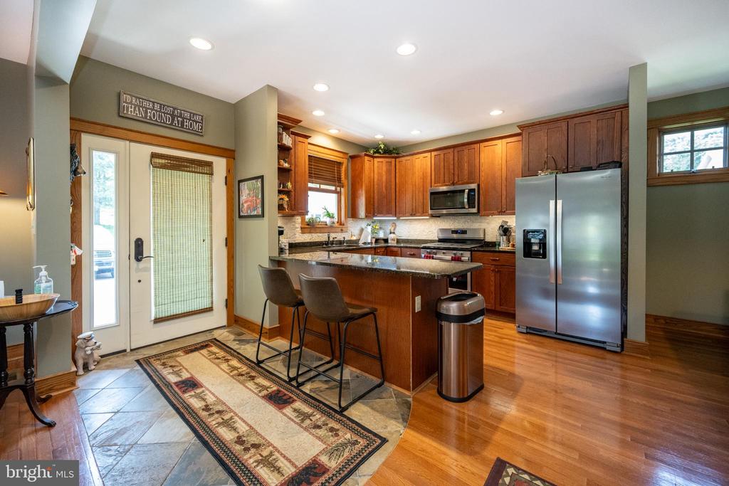 16 SILVER RIDGE COURT 41/2
