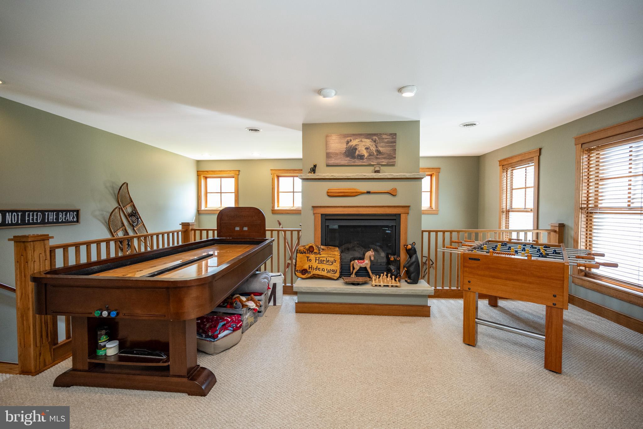 16 SILVER RIDGE COURT 41/2