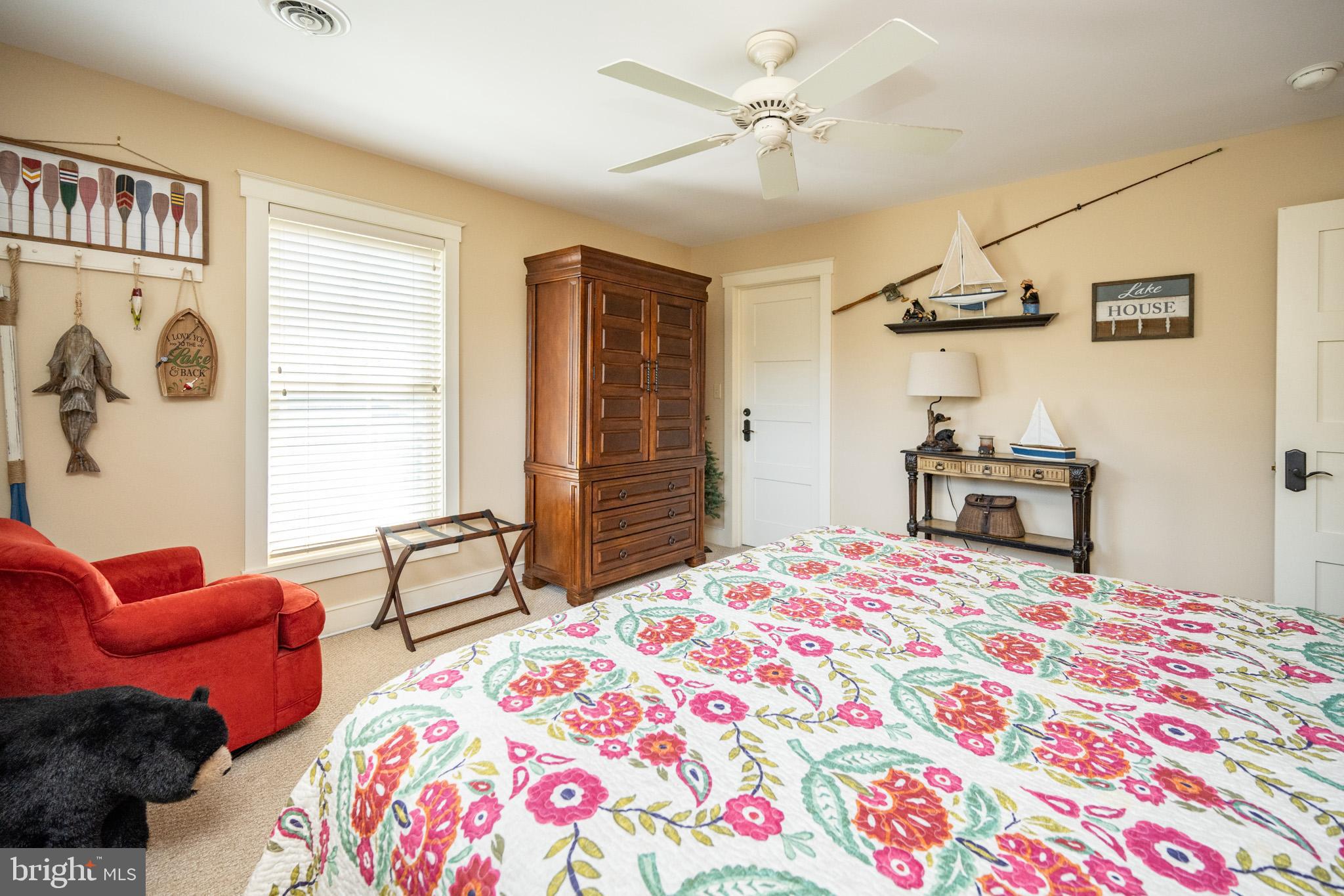 16 SILVER RIDGE COURT 41/2