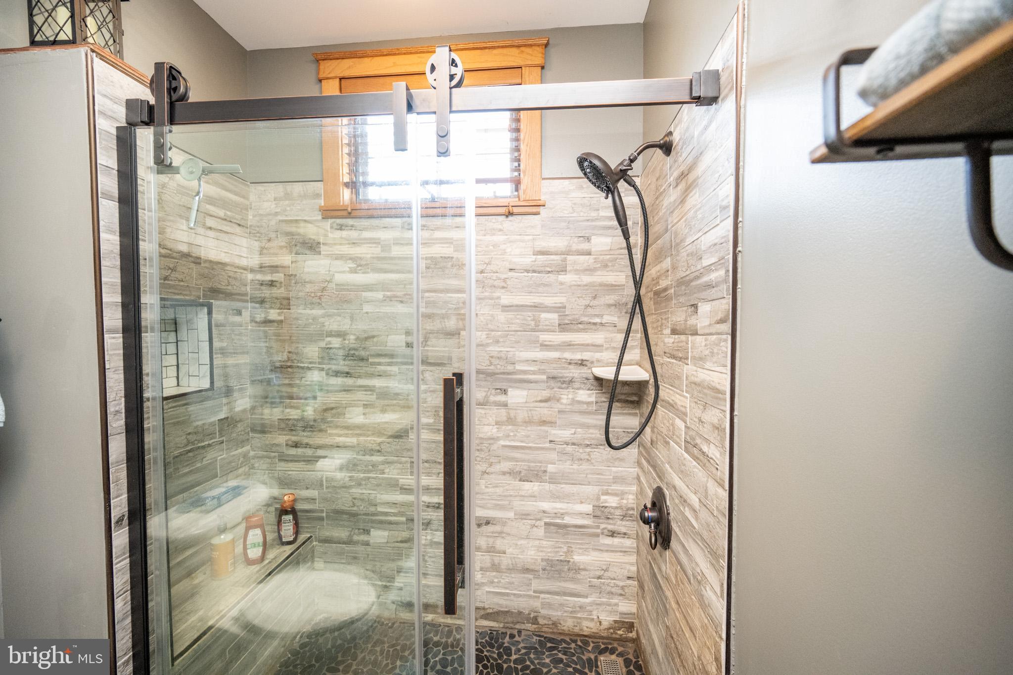 16 SILVER RIDGE COURT 41/2