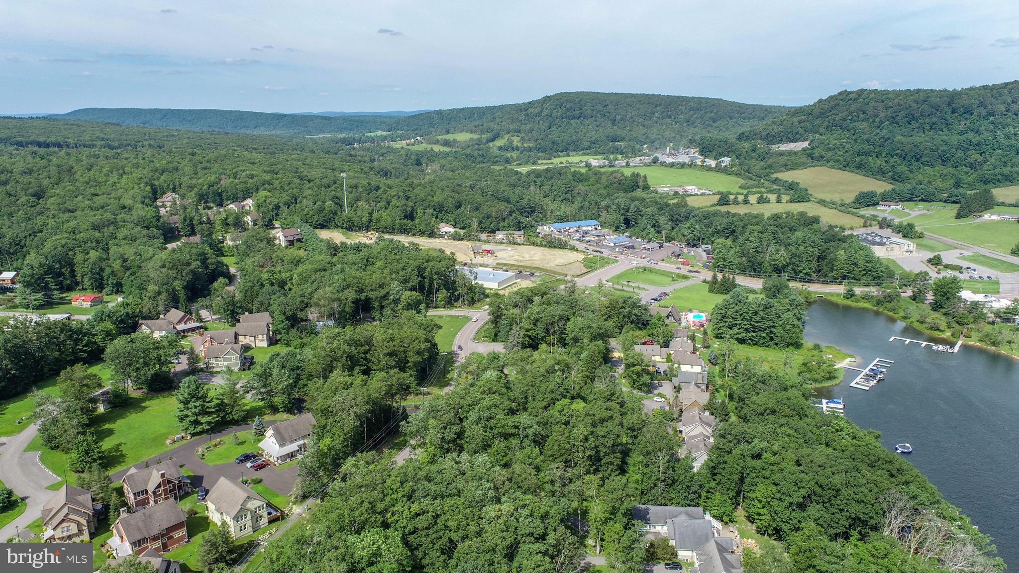 16 SILVER RIDGE COURT 41/2