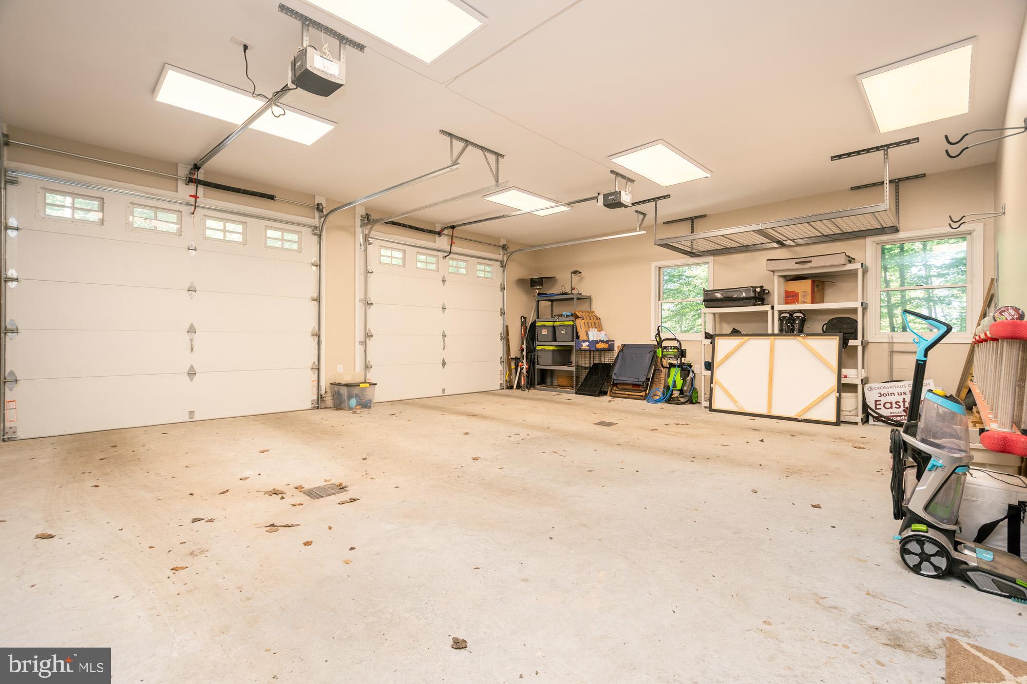 425 MOUNTAINVIEW DRIVE