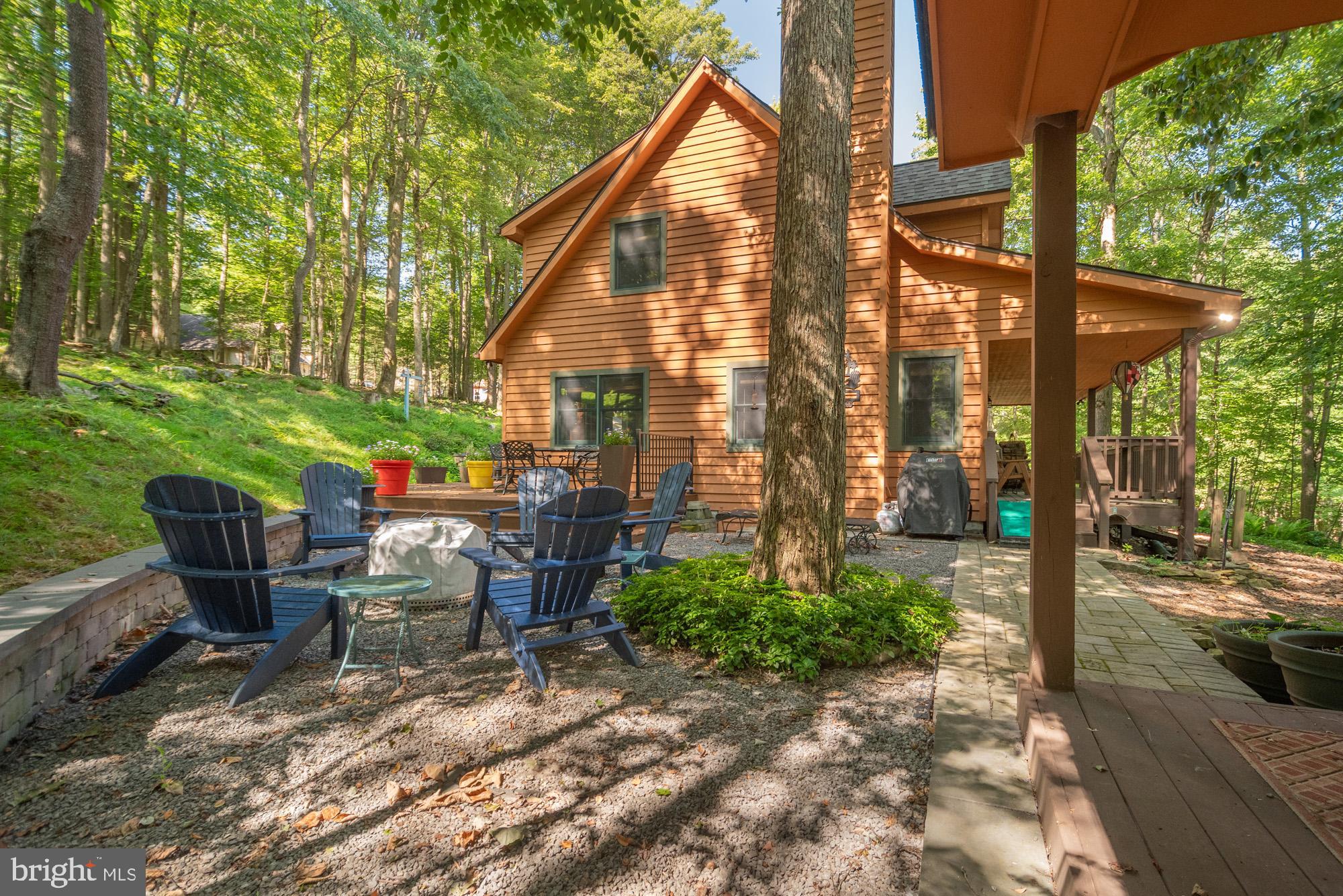 425 MOUNTAINVIEW DRIVE