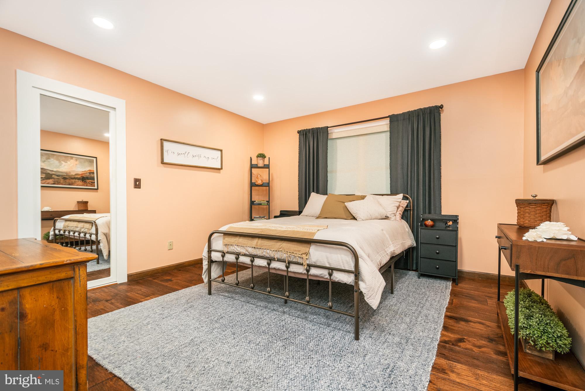 425 MOUNTAINVIEW DRIVE