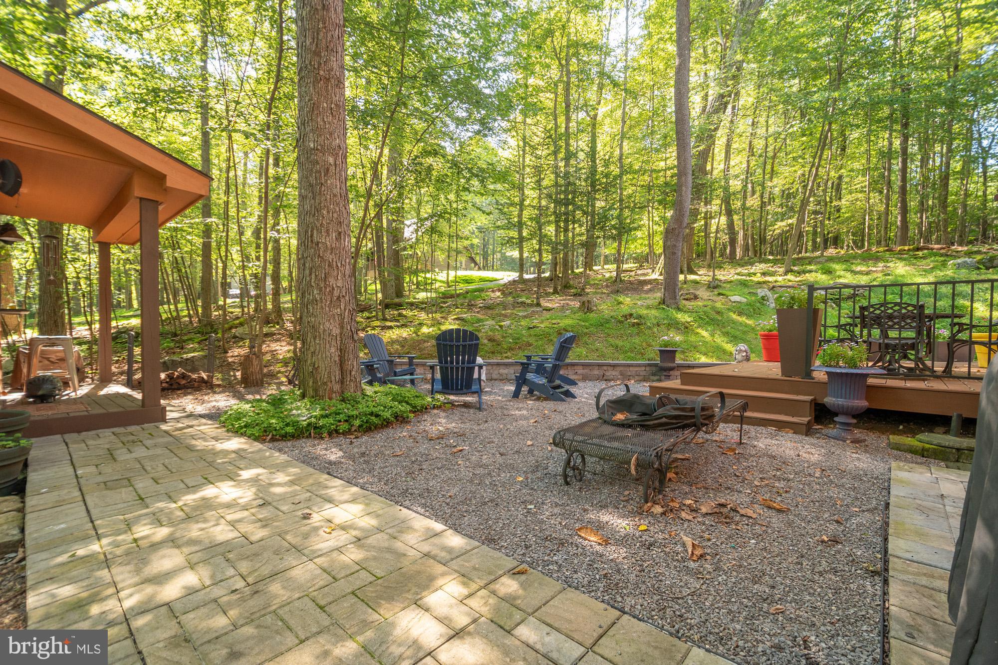 425 MOUNTAINVIEW DRIVE