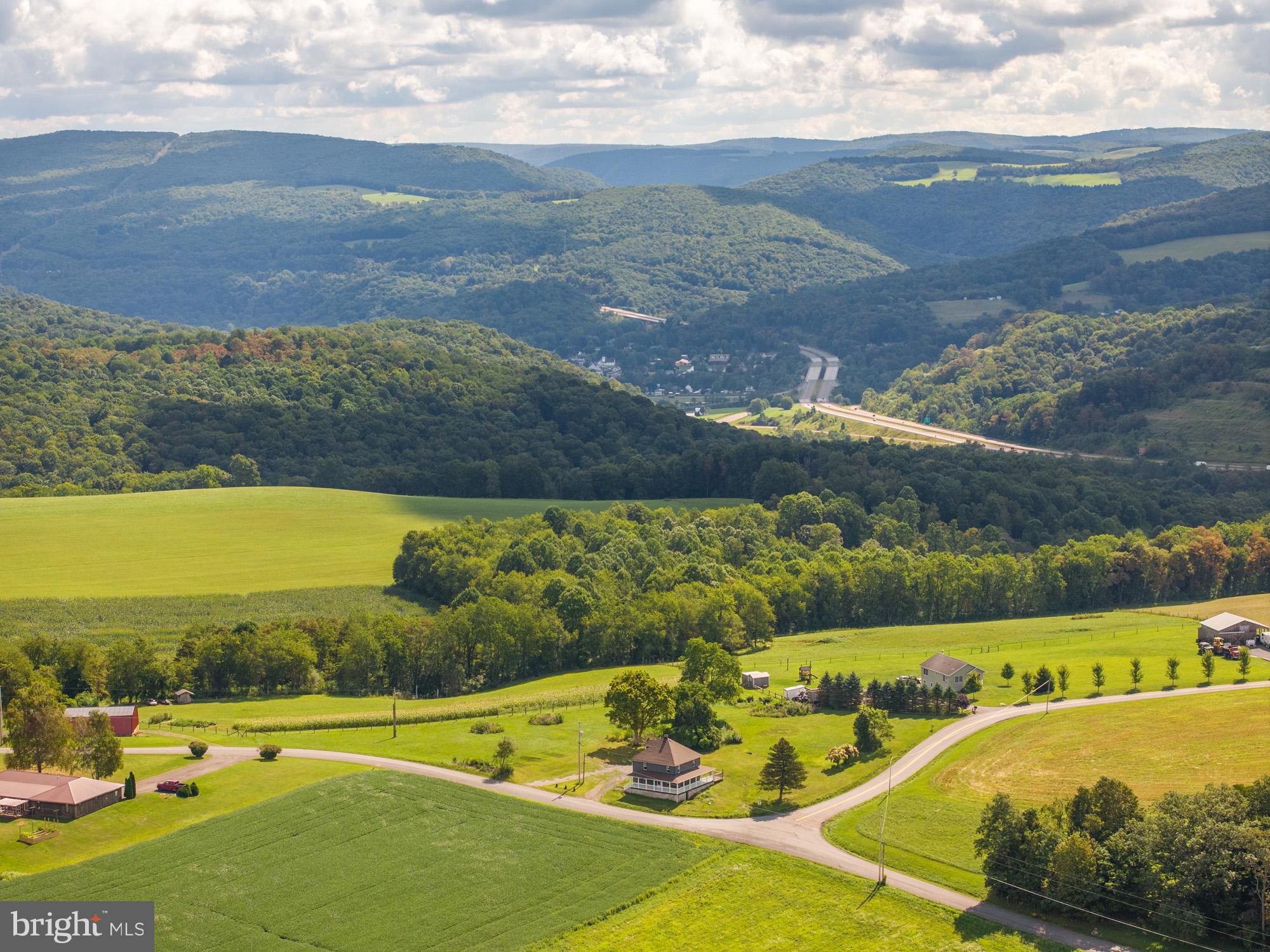 1040 OLD MORGANTOWN ROAD W