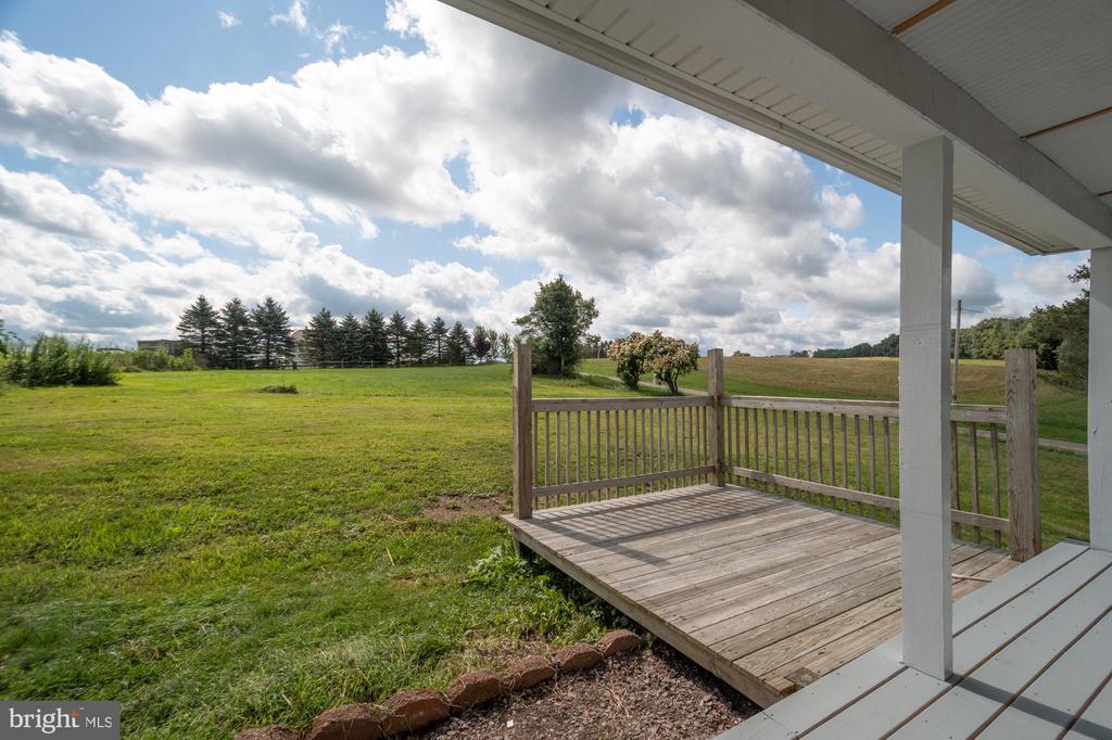 1040 OLD MORGANTOWN ROAD W