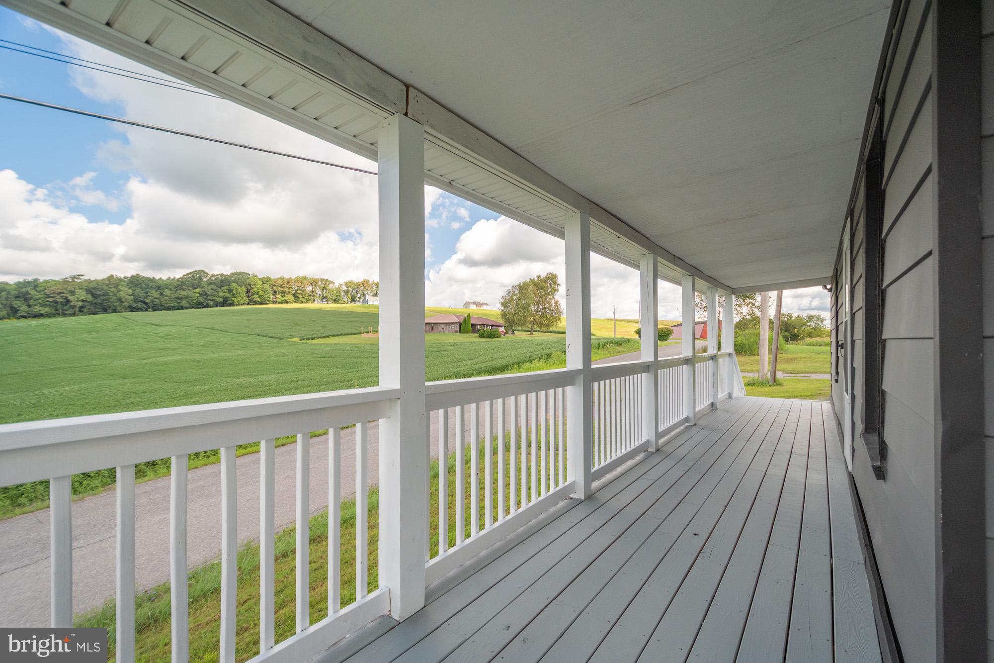 1040 OLD MORGANTOWN ROAD W