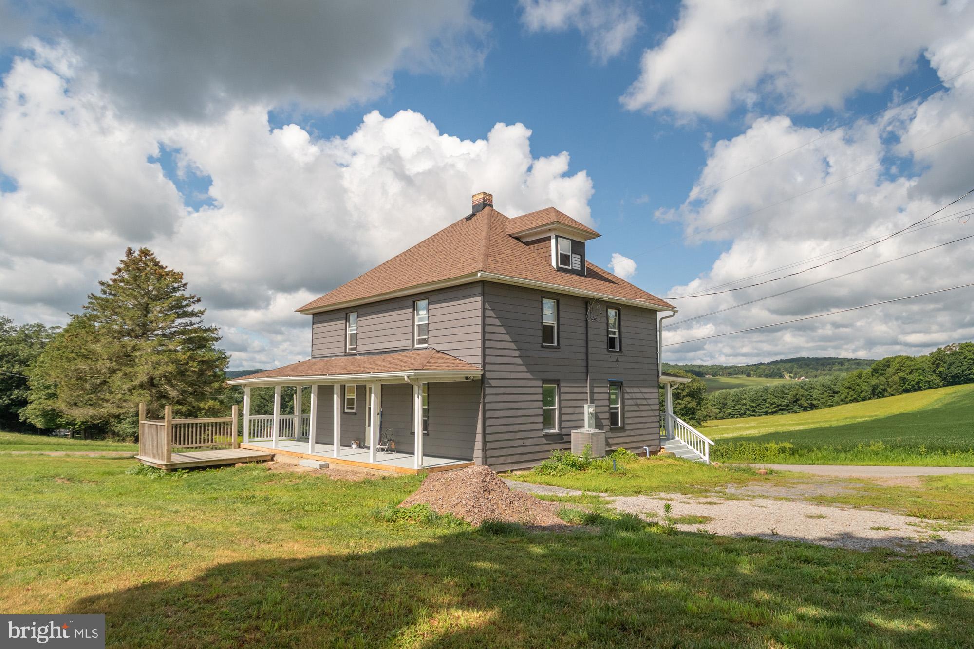 1040 OLD MORGANTOWN ROAD W