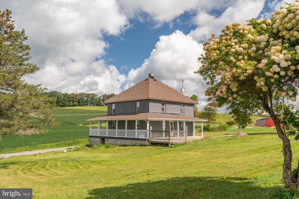 1040 OLD MORGANTOWN ROAD W