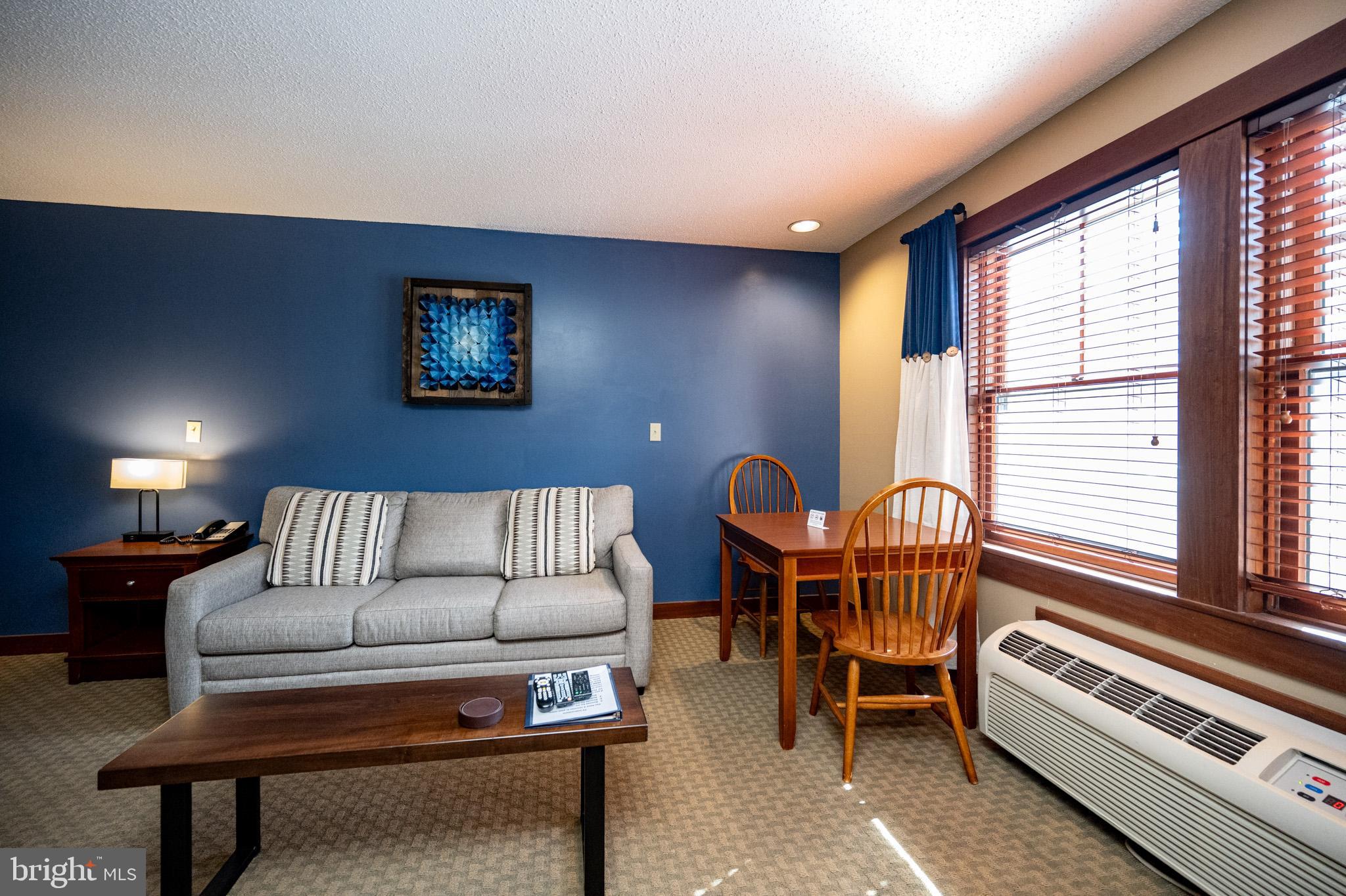 565 GLENDALE ROAD 210A