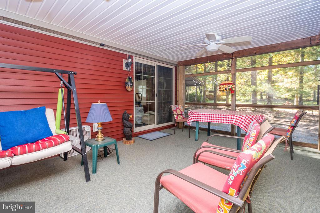 276 OAK WAY ROAD
