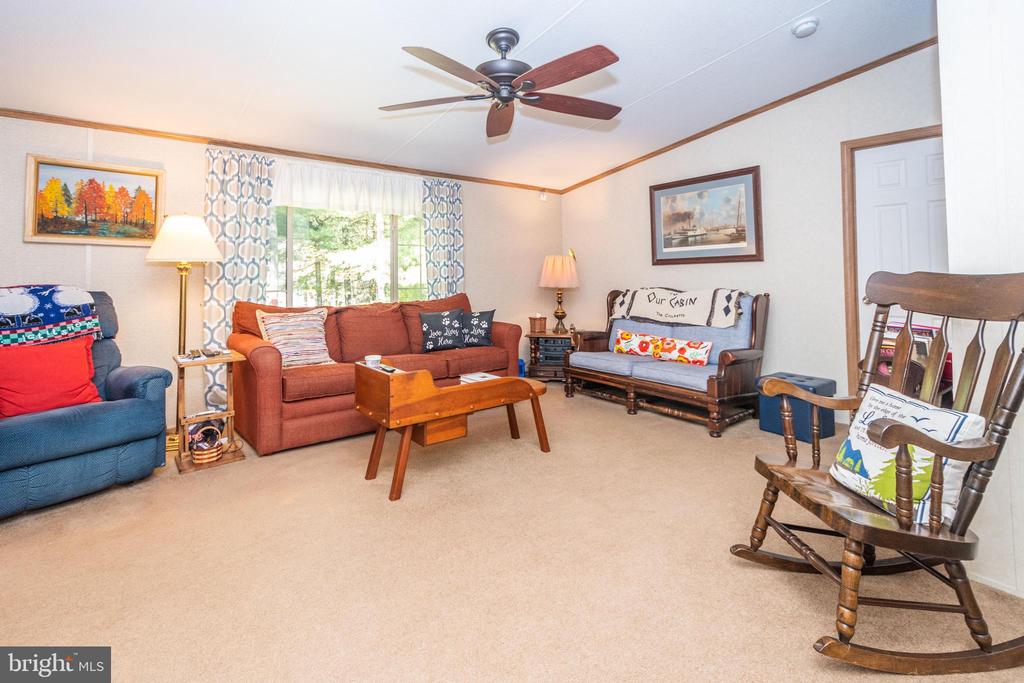 276 OAK WAY ROAD