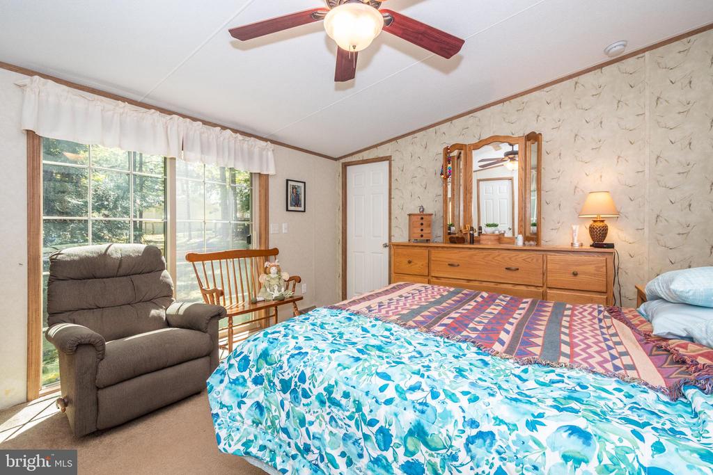 276 OAK WAY ROAD