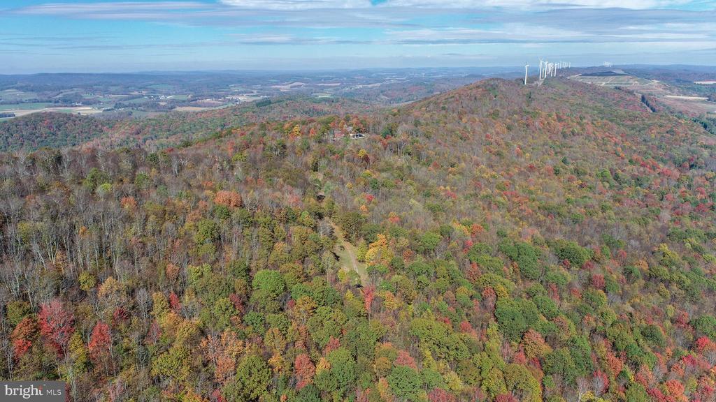 18 HOYE CREST ROAD