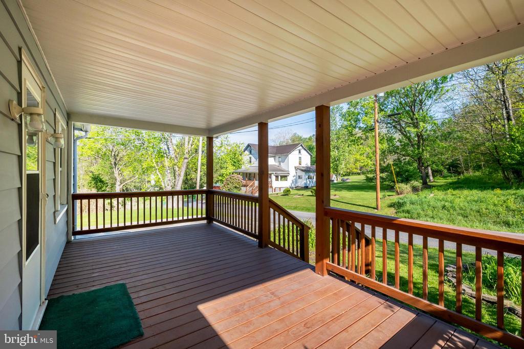 66 OLD MORGANTOWN ROAD E