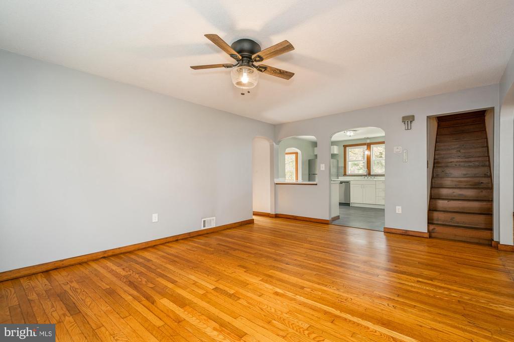 66 OLD MORGANTOWN ROAD E