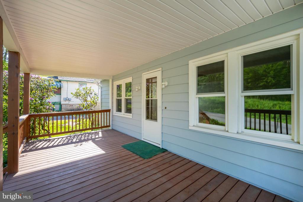 66 OLD MORGANTOWN ROAD E
