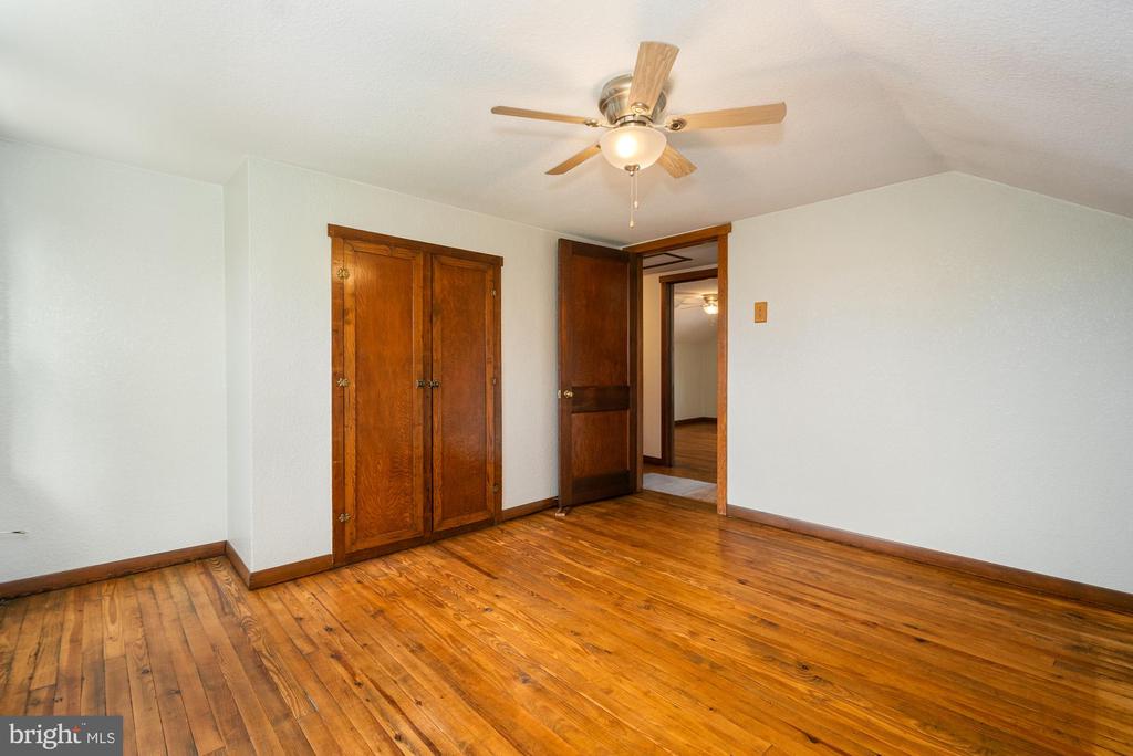 66 OLD MORGANTOWN ROAD E