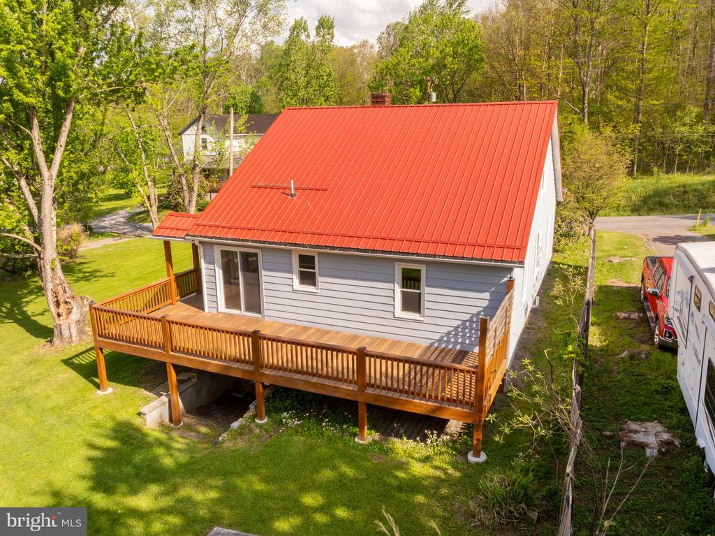 66 OLD MORGANTOWN ROAD E