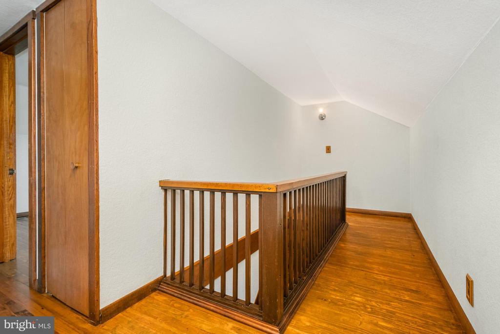 66 OLD MORGANTOWN ROAD E