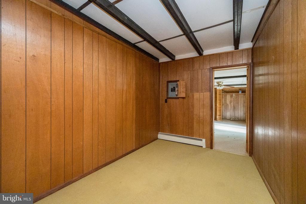 163 SKIPJACK LANE