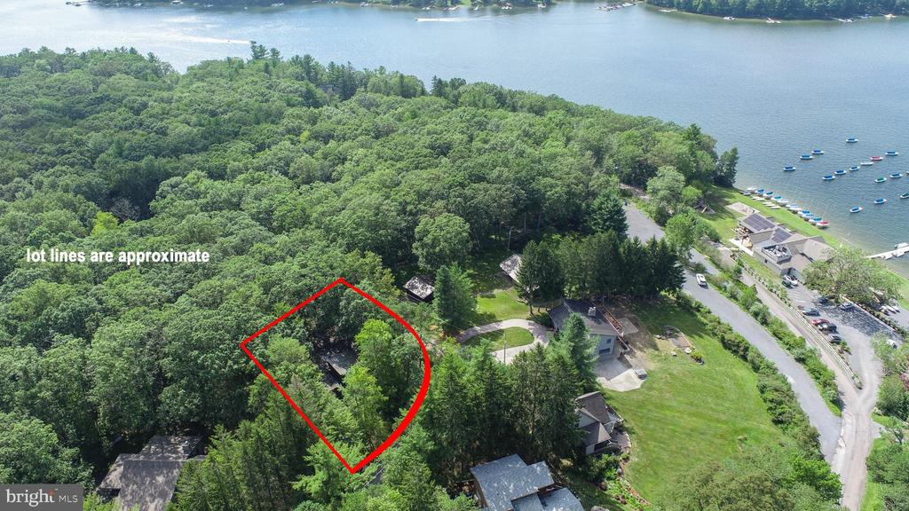 163 SKIPJACK LANE