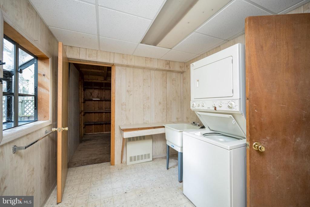 163 SKIPJACK LANE