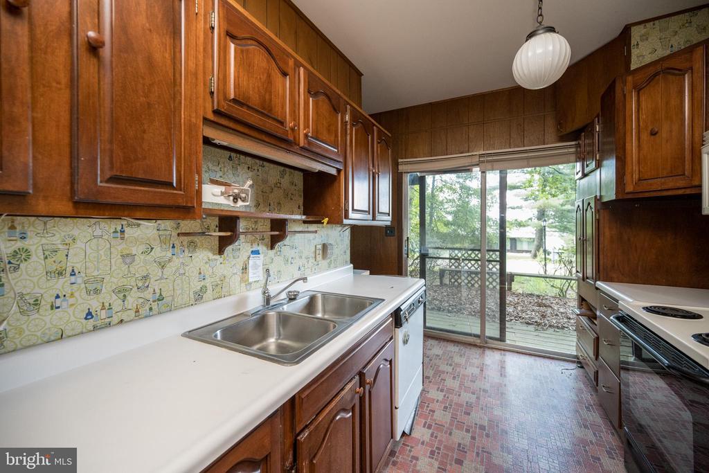 163 SKIPJACK LANE