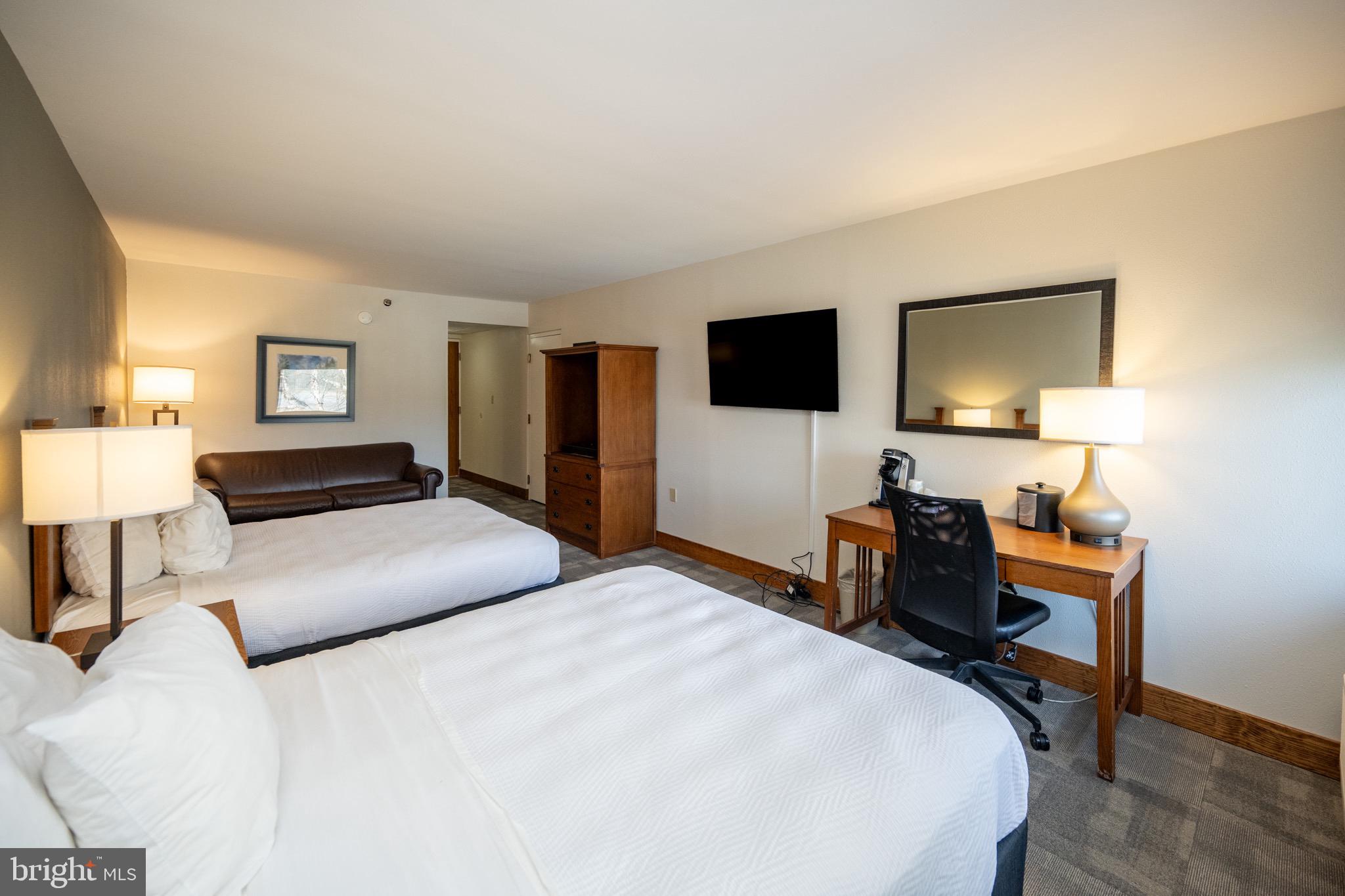 290 MARSH HILL ROAD 319C