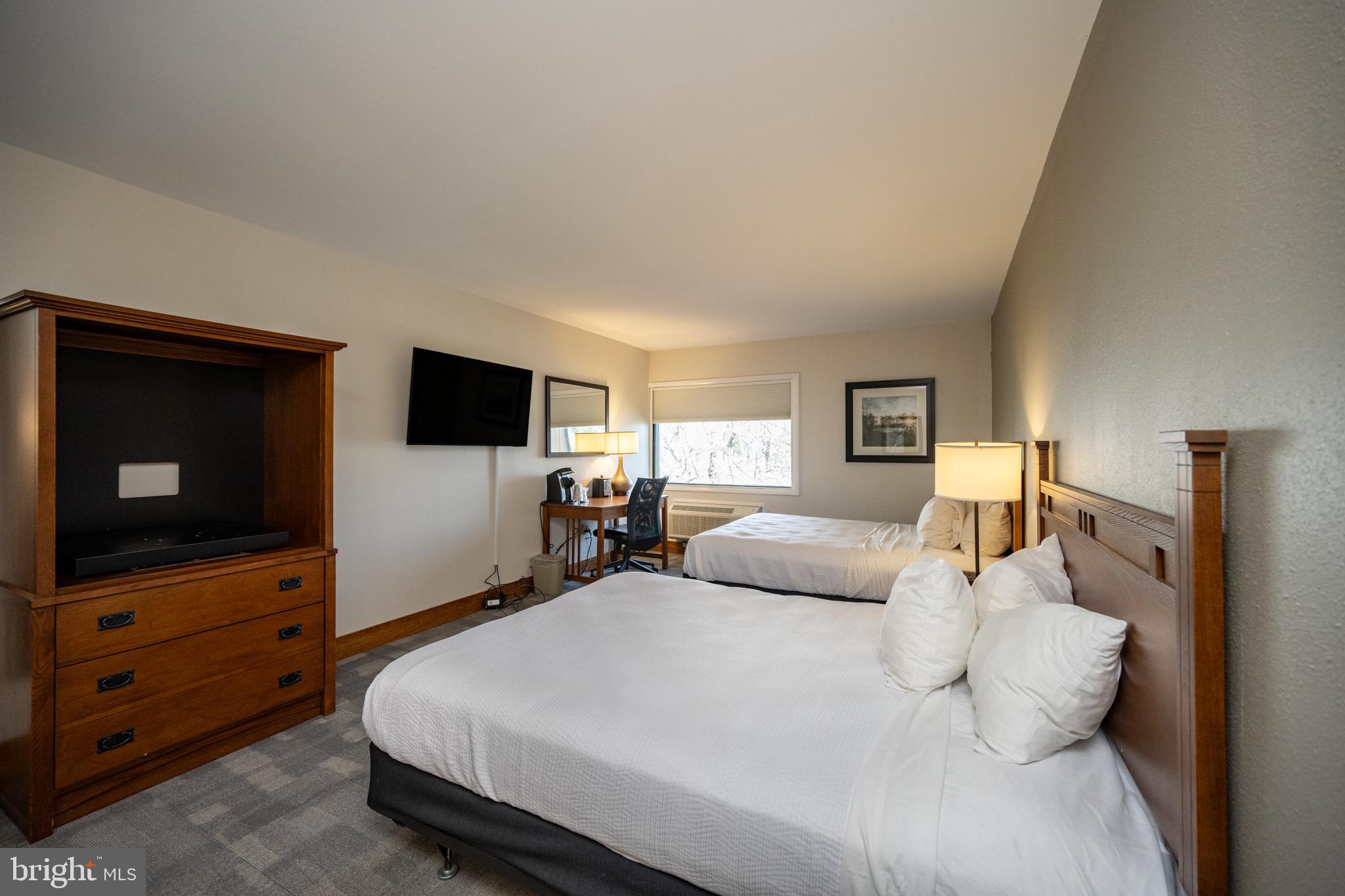 290 MARSH HILL ROAD 319C