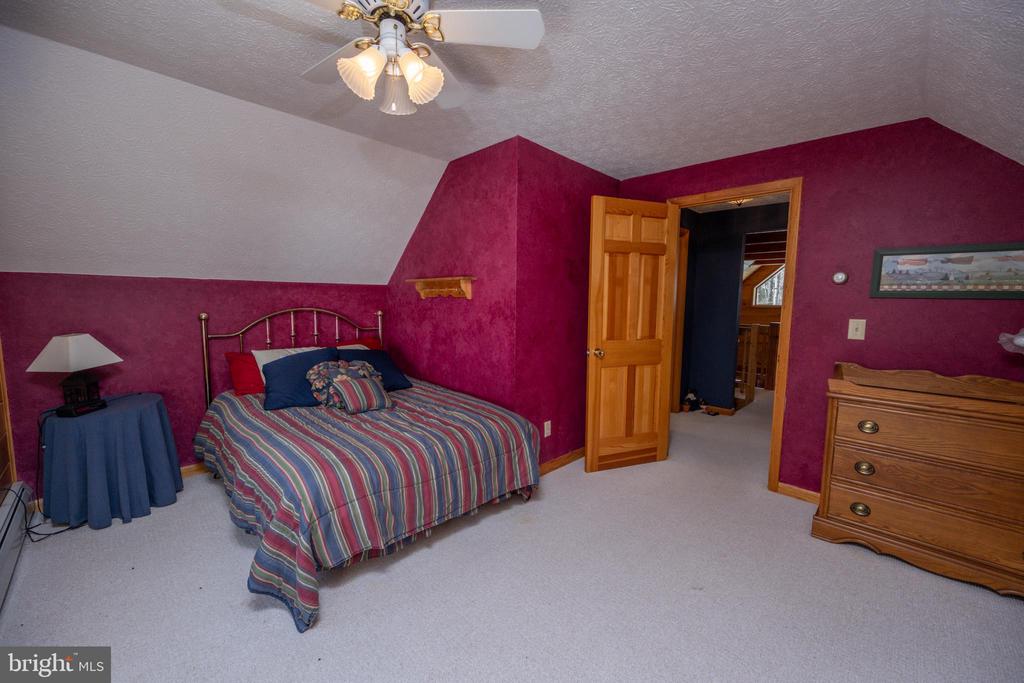 542 BENCH ROAD