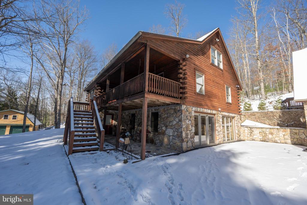 542 BENCH ROAD