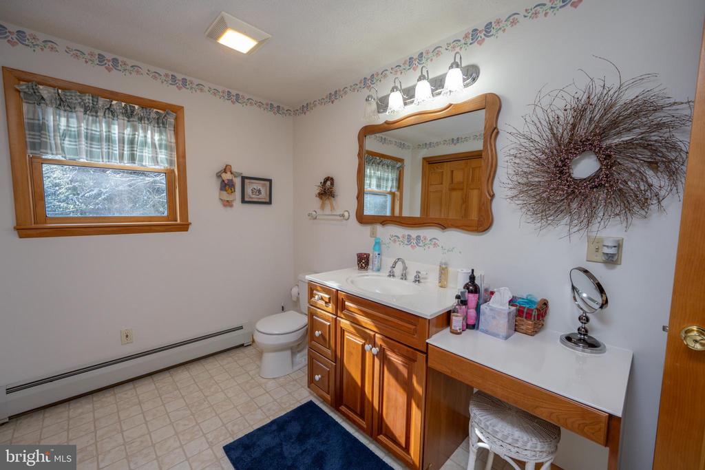 542 BENCH ROAD