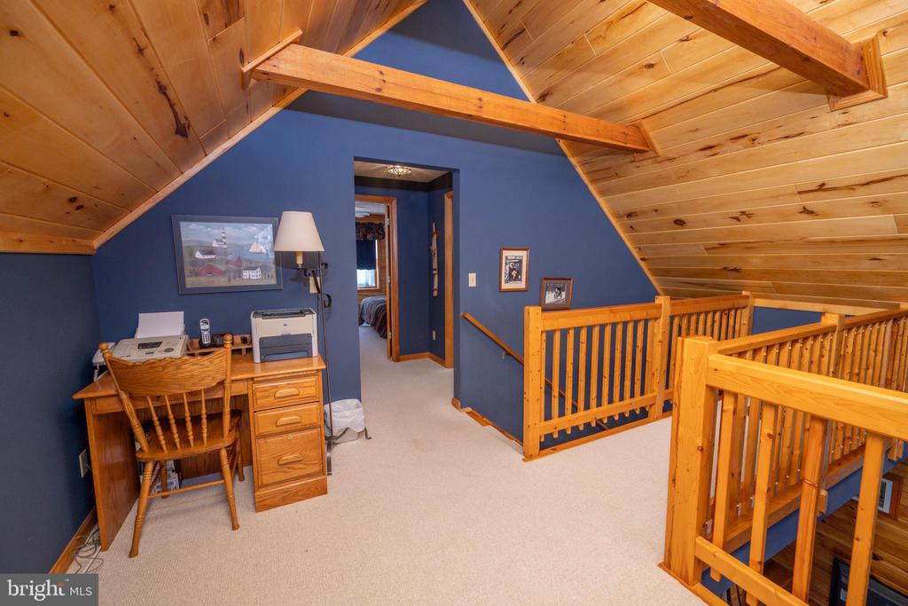 542 BENCH ROAD