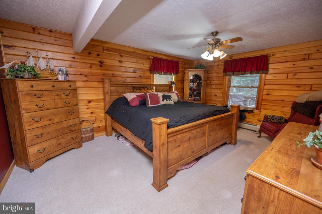 542 BENCH ROAD