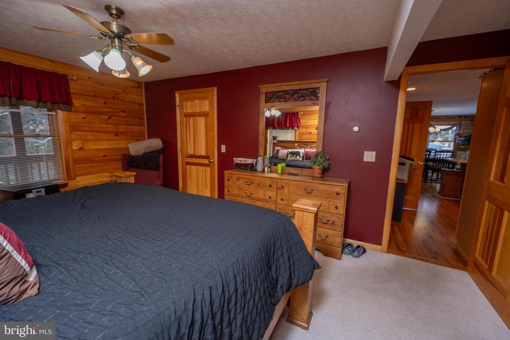 542 BENCH ROAD