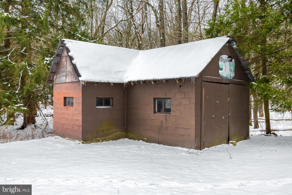 3416 BROADFORD ROAD