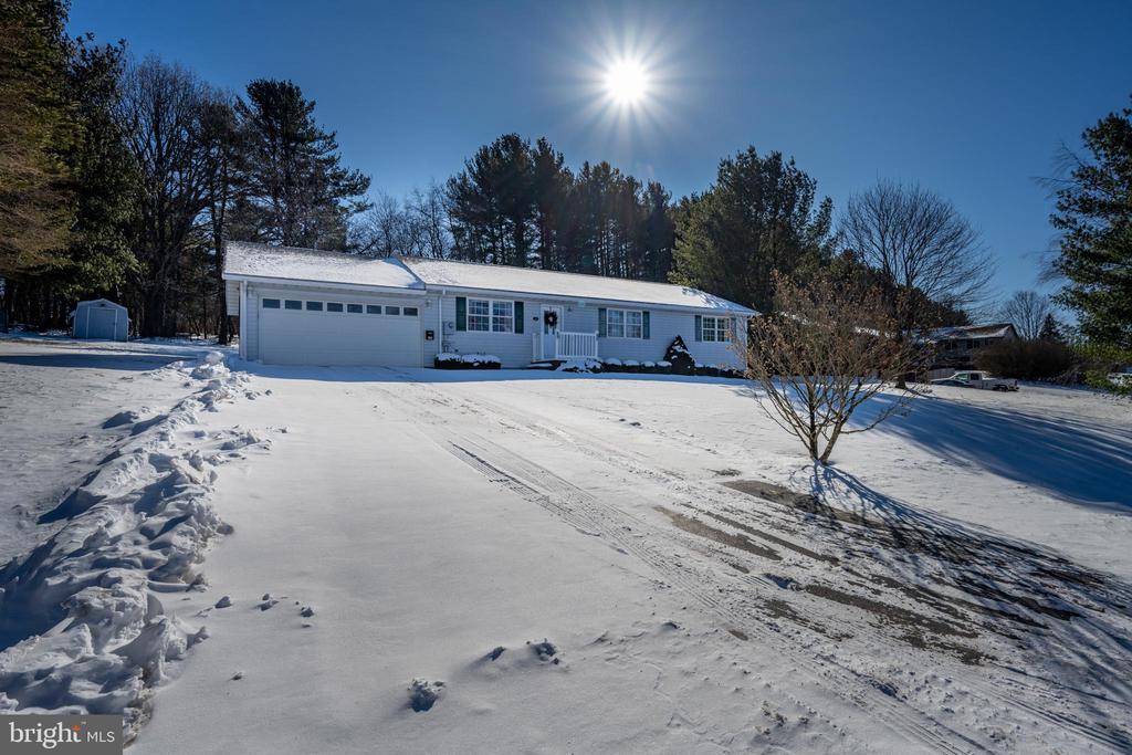 711 HERITAGE DRIVE