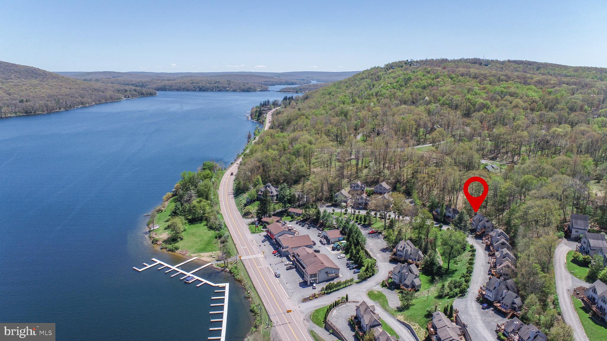 127 JEFFREY LANE 18C